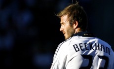 米兰-爵士鏖战广州队，麦科勒姆刷新纪录，一场跨越文化的篮球对话