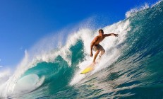 米兰体育官网-黄潜风暴席卷欧陆！戈麦斯导演逆转好戏，比利亚雷亚尔连续得分压制那不勒斯