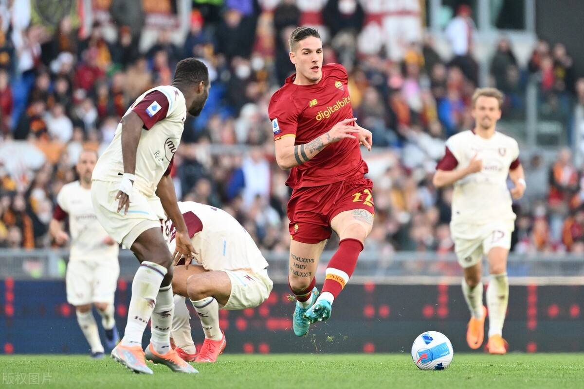 佛罗伦萨主场告捷，助球队提升排名的简单介绍