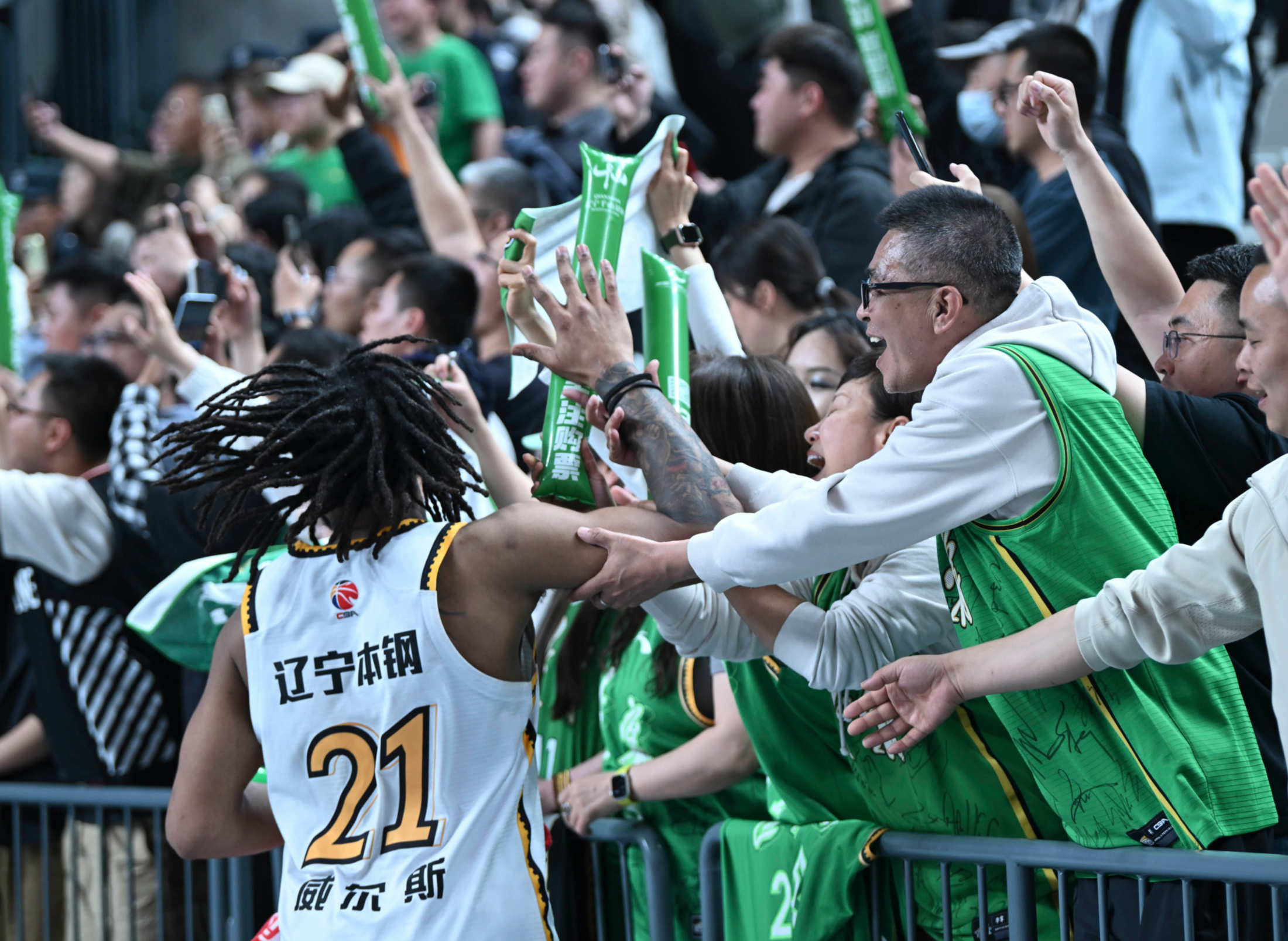 大连幸运星主场取胜，队伍士气高昂的简单介绍