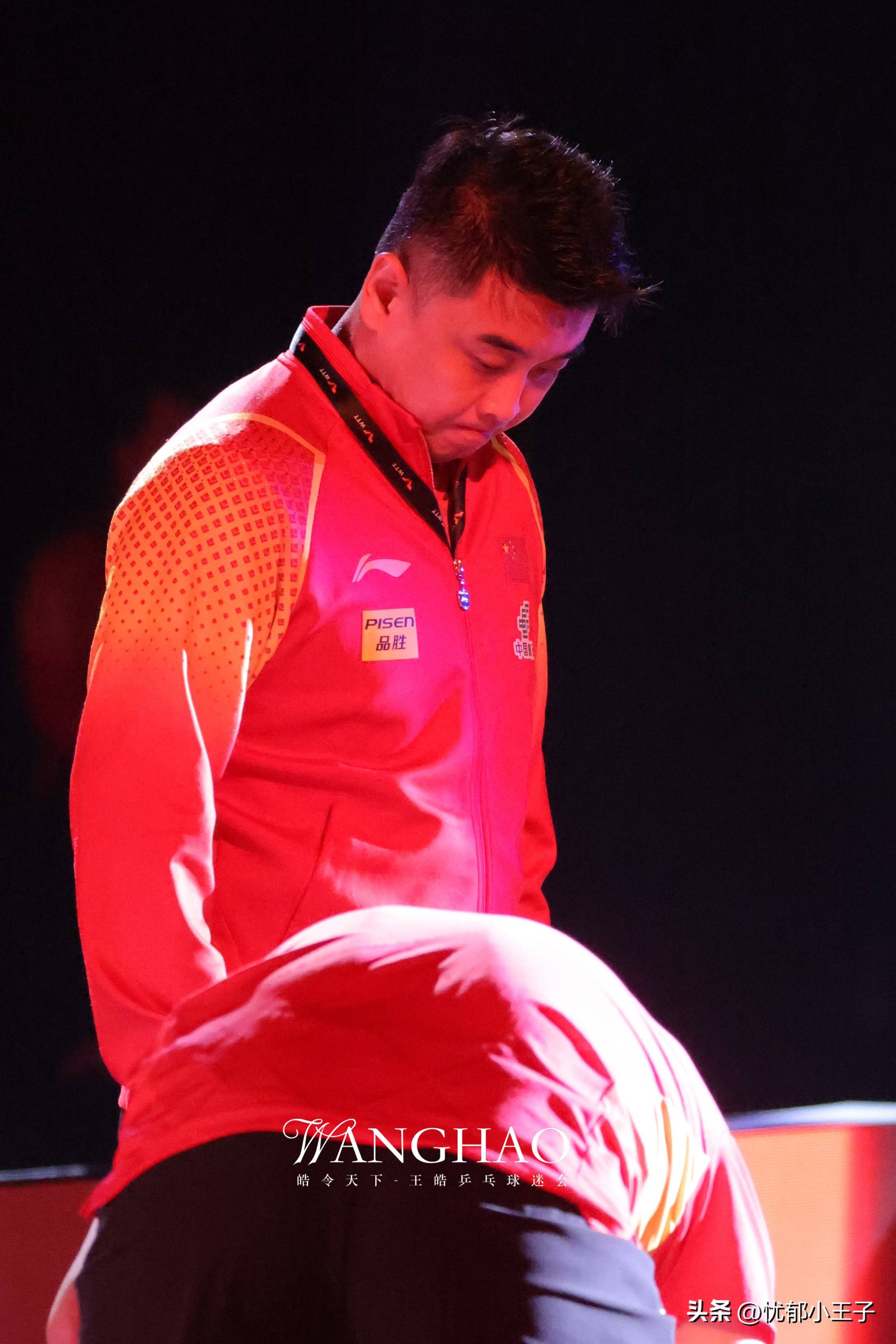 法国队鏖战英格兰队,王皓点燃赛场的简单介绍 法国队鏖战英格兰队,王皓点燃赛场的简单介绍